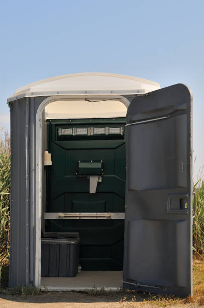 Best Portable restroom trailer rental  in Whiteville, NC